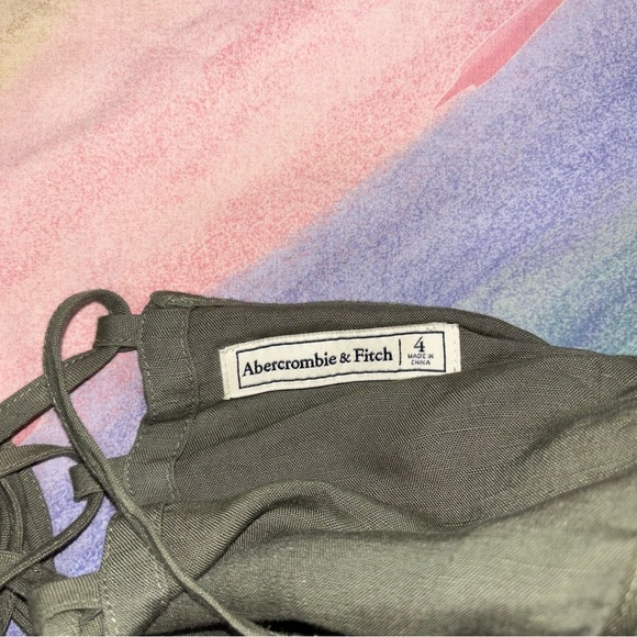 ABERCROMBIE & FITCH green LINEN BLEND JUMPSUIT HAS WIDE CROPPED LEG size - Picture 7 of 10